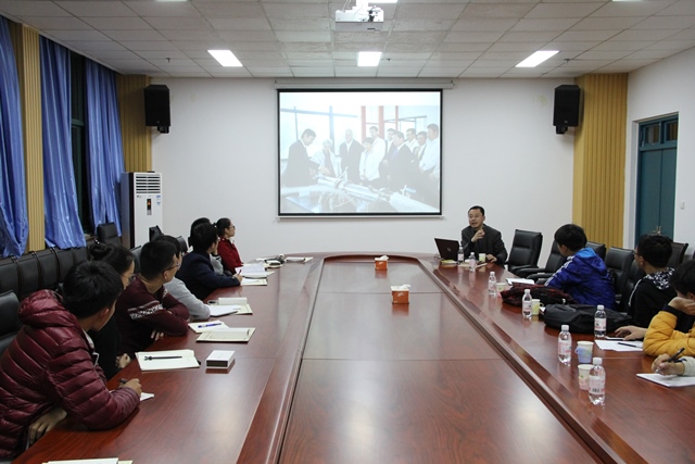 刘积舜老师为员工记者做《摄影》专题培训 孙运景摄影