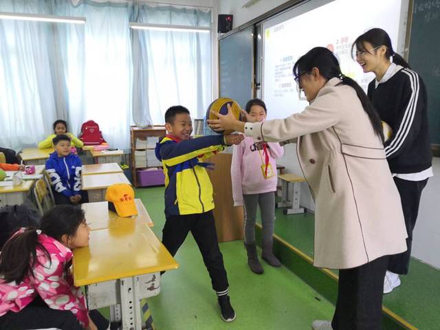 排球基本动作演练