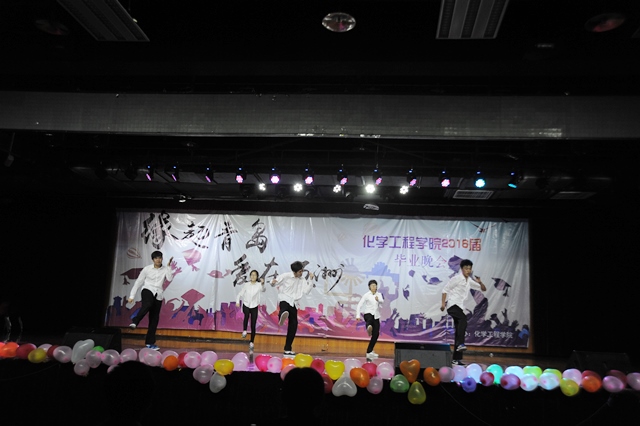 开场舞《Lucky》 姚轶智摄影