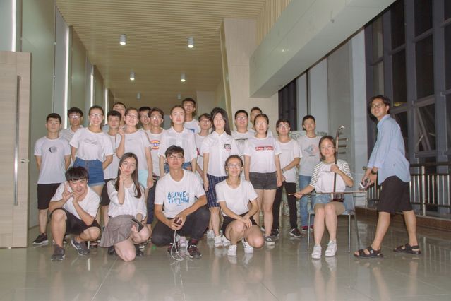 本研一体（化工类）2017级1班合影