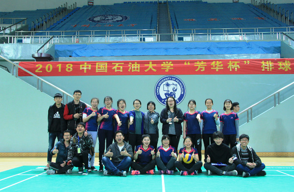 化工学院合影 曾舒宏摄影