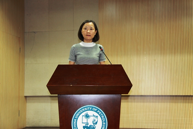 刘臻副处长宣读表彰决议 赵明超摄影