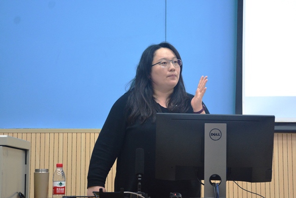 窦老师授课 张志鹏摄影 窦老师授课 张志鹏摄影